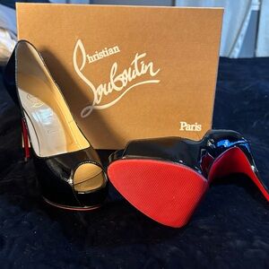 Christian Louboutin black patent leather peep toe stilettos sz39; 8 1/2